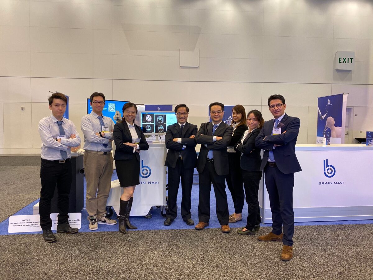 NaoTrac Stereotactic Navigation Robot in Annual Meeting San francisco 2019